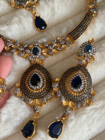 ANAB - Necklace set with earrings and tikka | 10 colours available