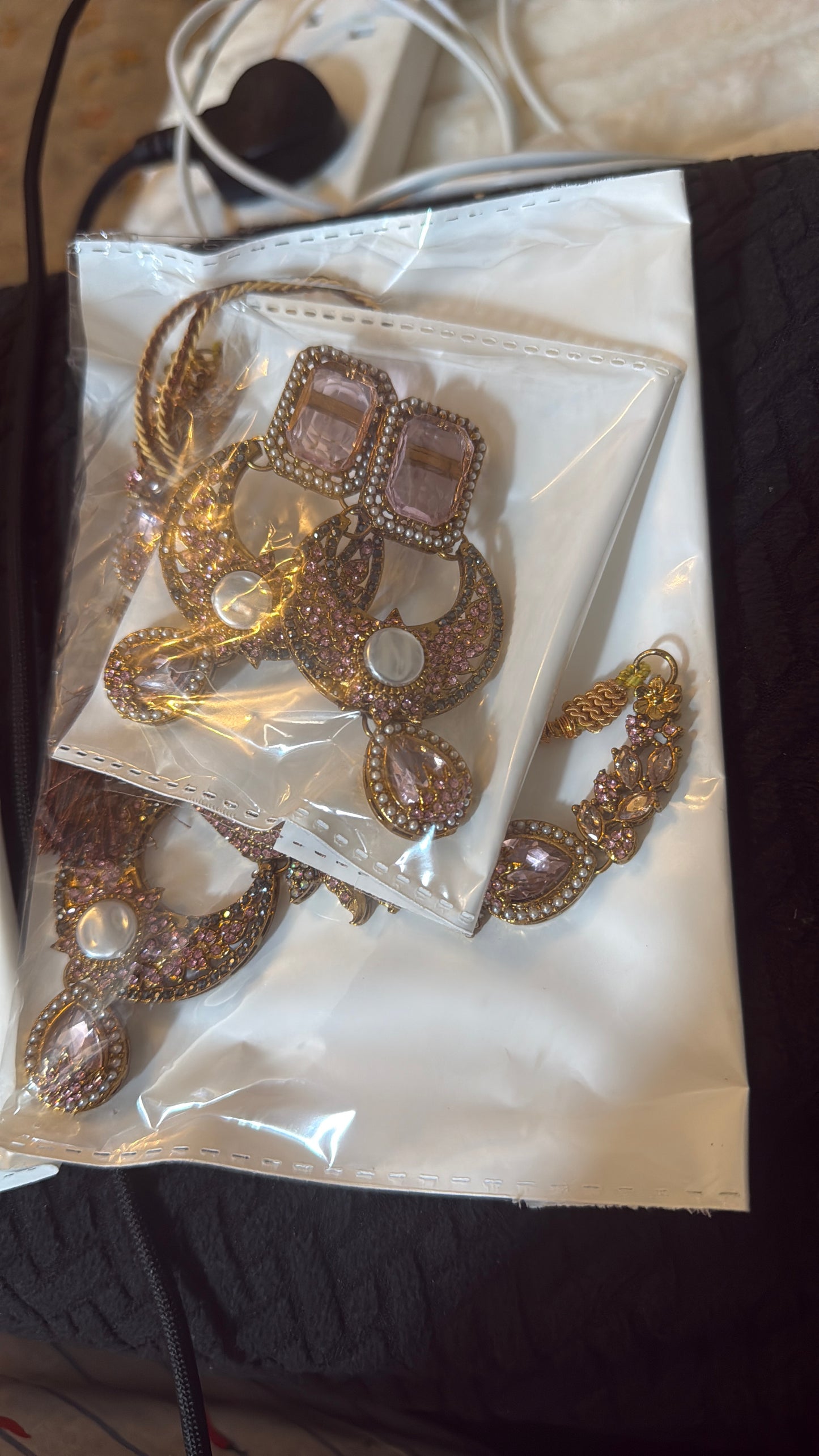 ADAA - Necklace set with earrings | available in 14 colours