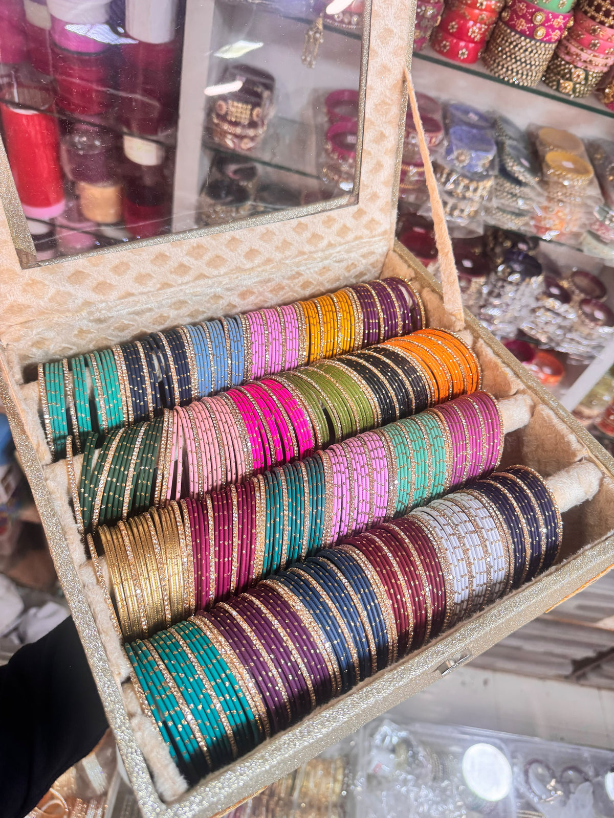 24 bangles set with organiser | METAL DOTTED BANGLES WITH Random colour of ORGANISER