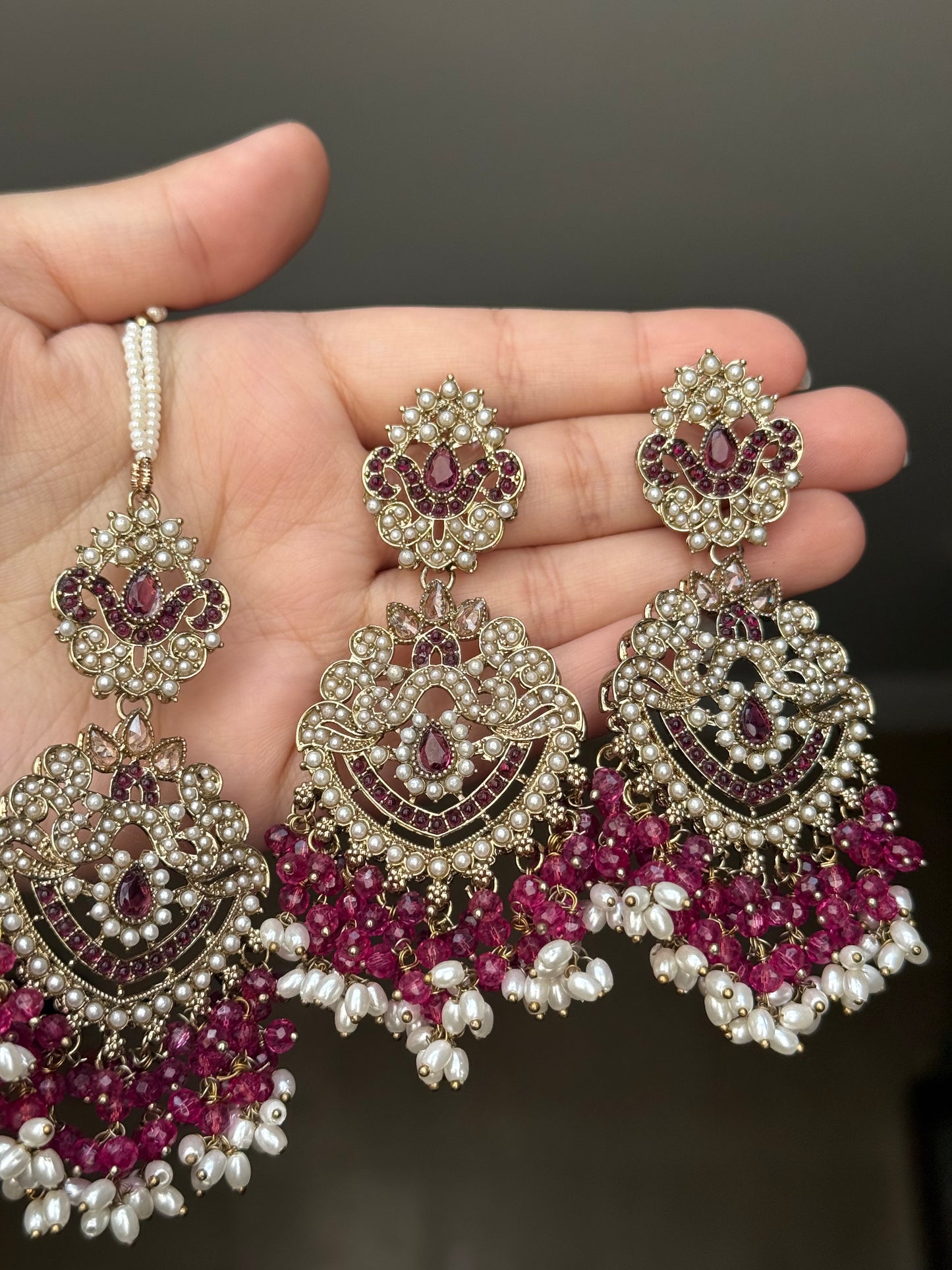Kubra - Earrings tikka set | 16 colours available