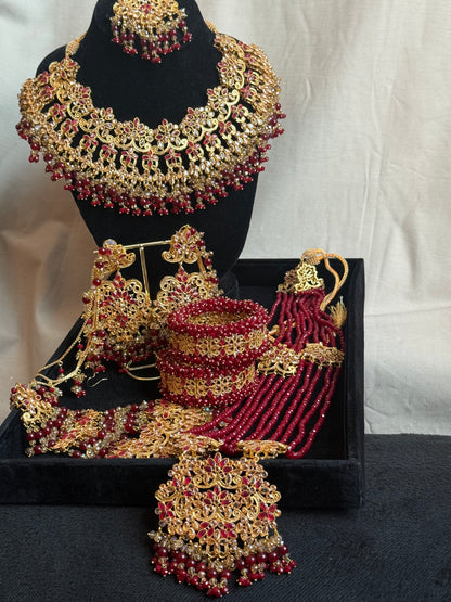 Humna - Heavy Bridal set includes: Mala, choker, Jhumar, Earrings and Tikka