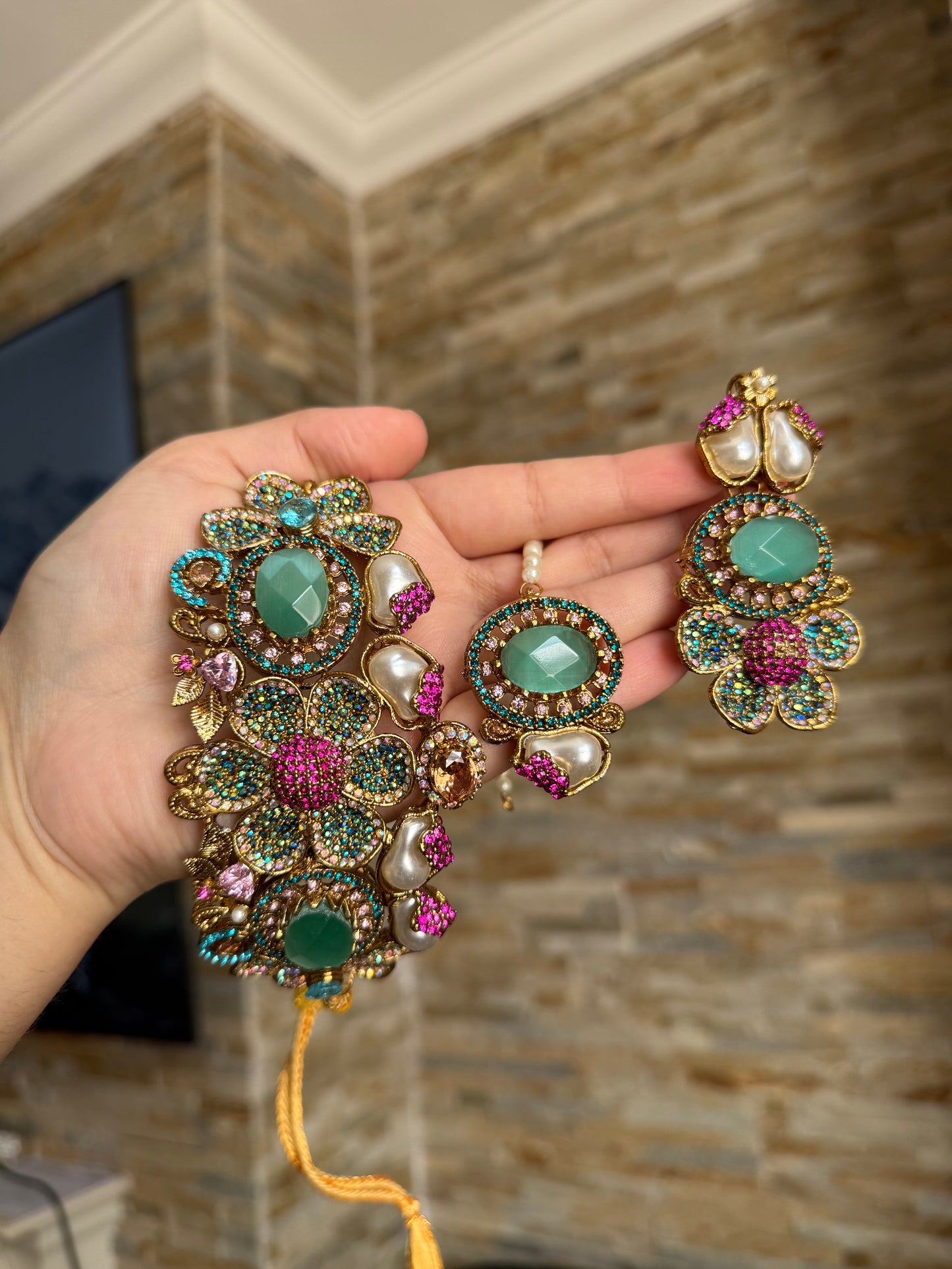 HELEN - Choker set with earrings and tikka | available in 8 colours