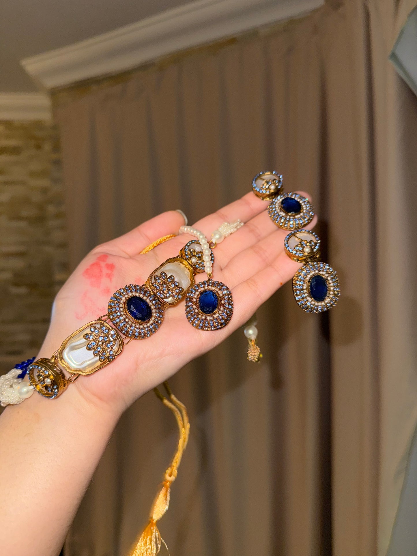LIVIA - Turkish Choker set with earrings & Tikka | colours available