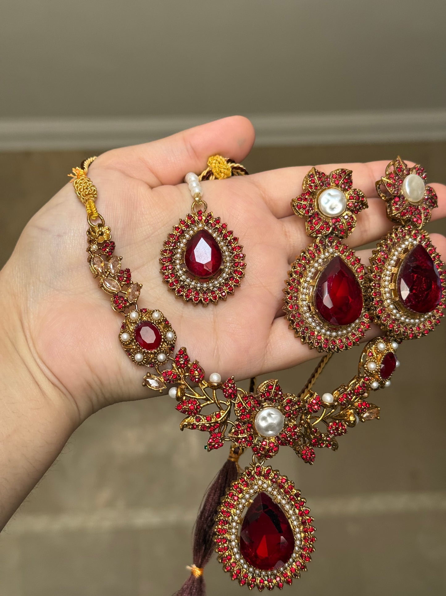 RANIA - Turkish necklace set with earrings and tikka | available in 12 colours