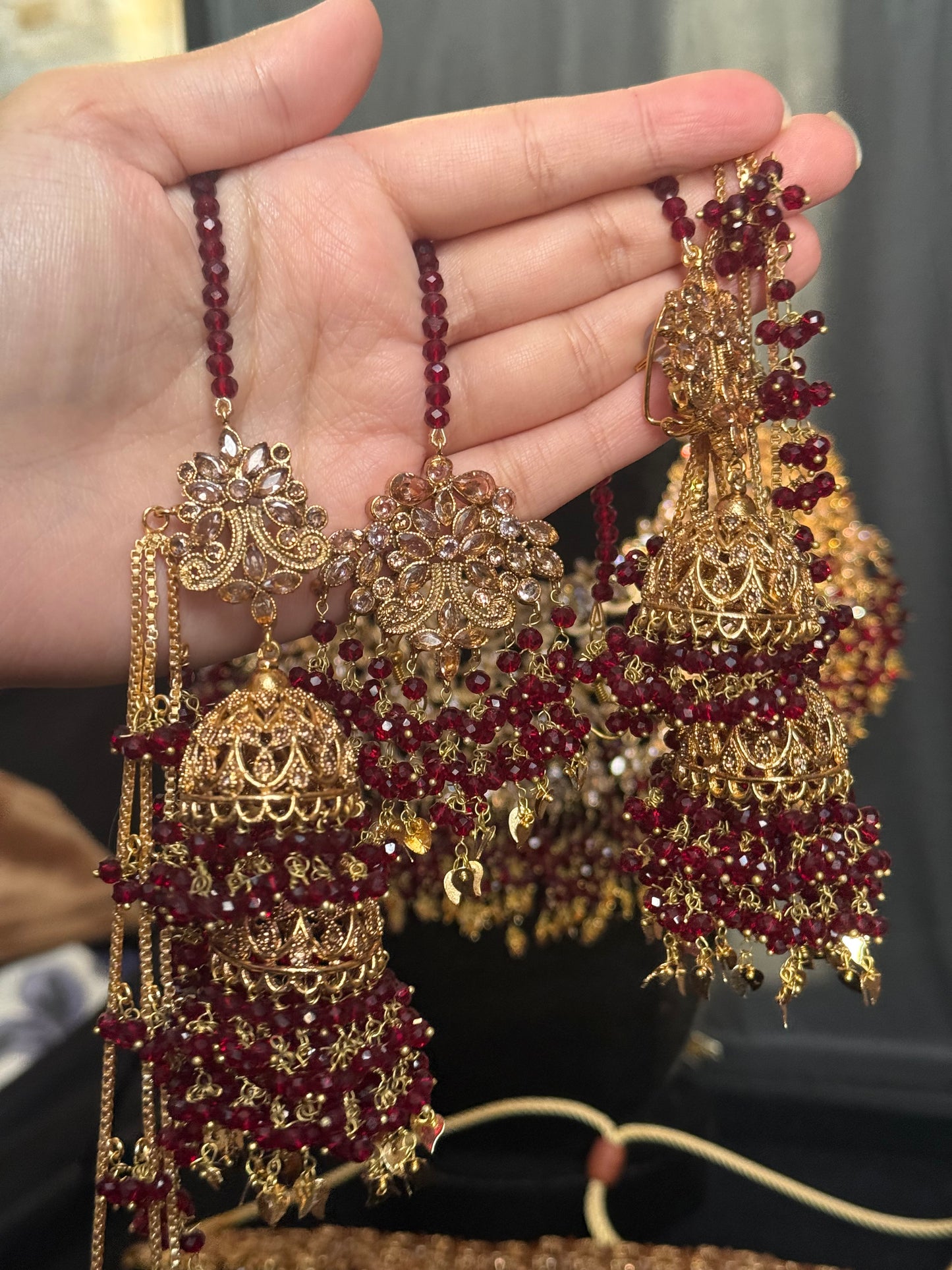 RAVAANI - Hevay Bridal set | Includes: Choker, Necklace, Jhumar, Jhumke, Tikka & Nose Ring | 2 designs available
